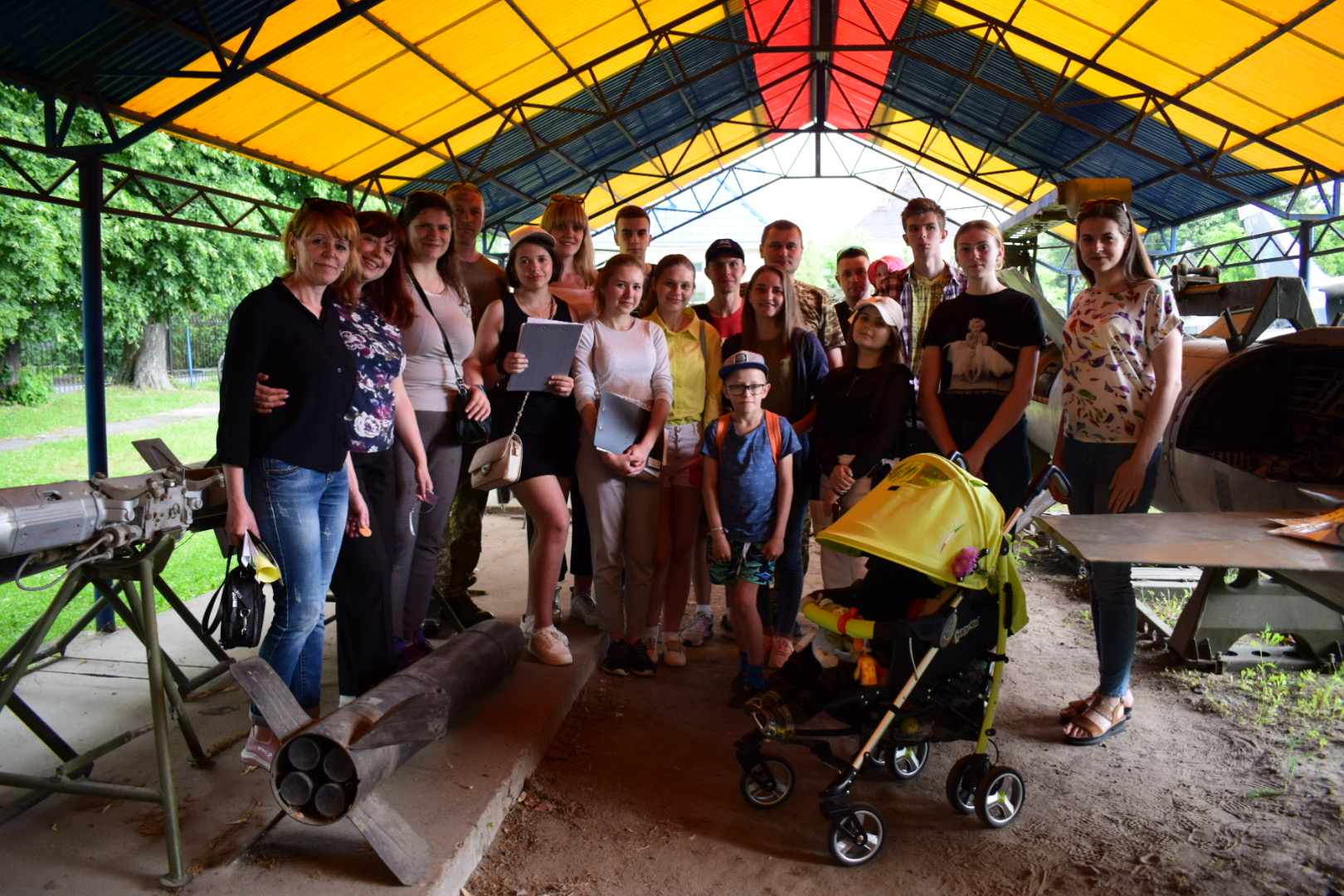 Студенти спеціальності 027 «Музеєзнавство, пам’яткознавство» провели навчальну екскурсію-квест «Що ти знаєш про військову техніку?»