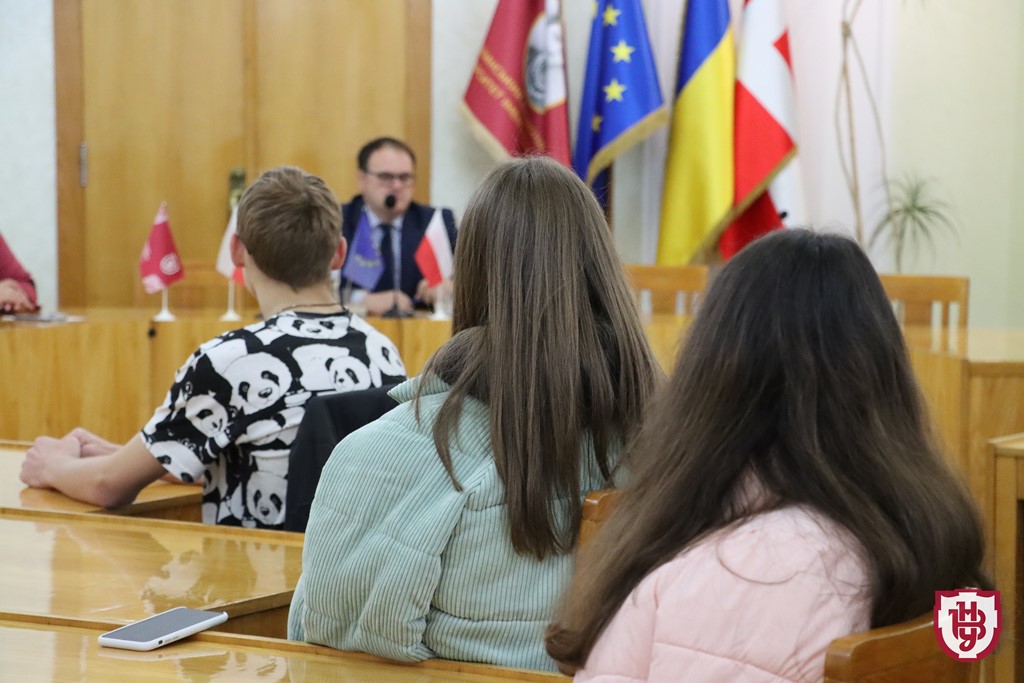 Суспільство