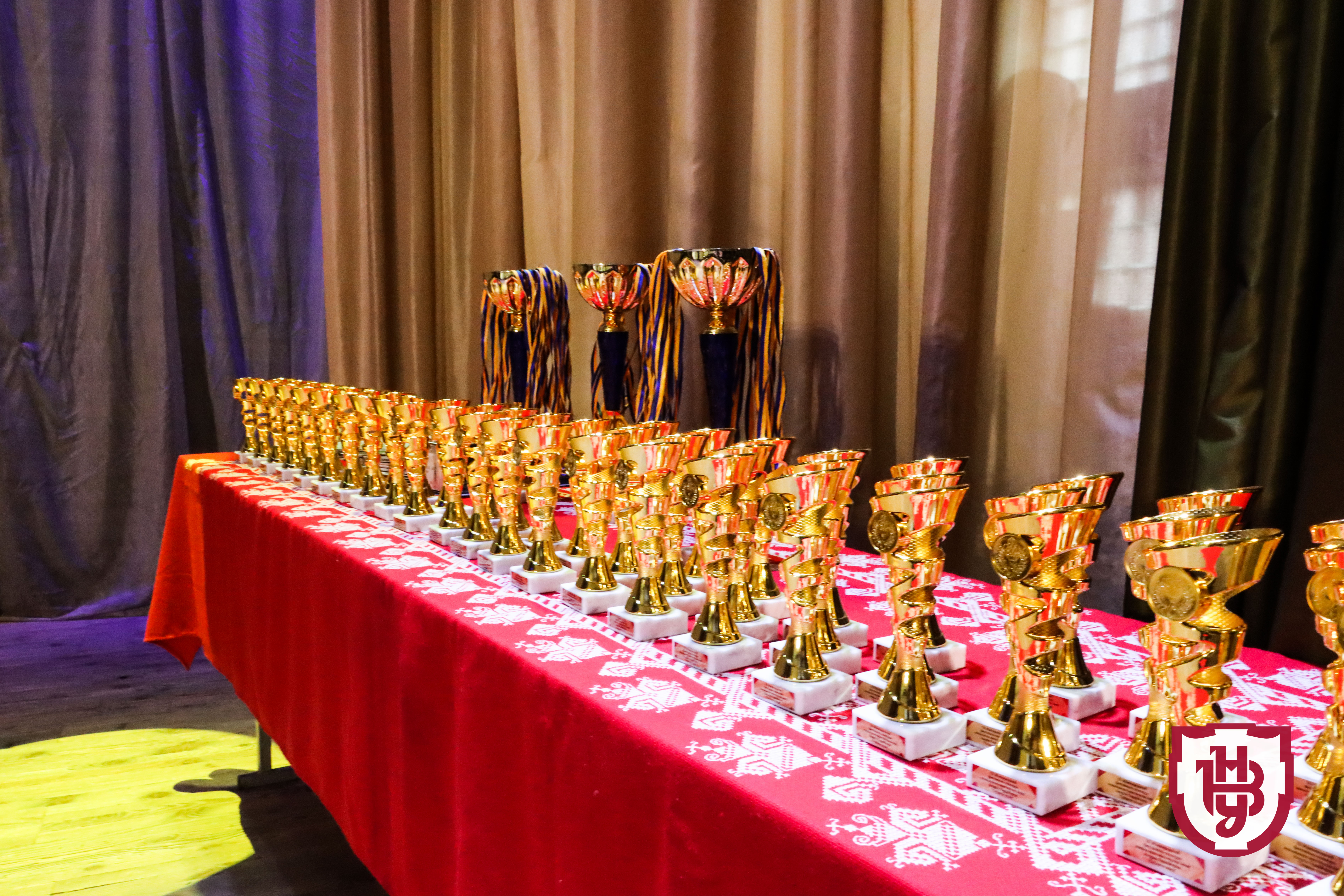 Співоче поле