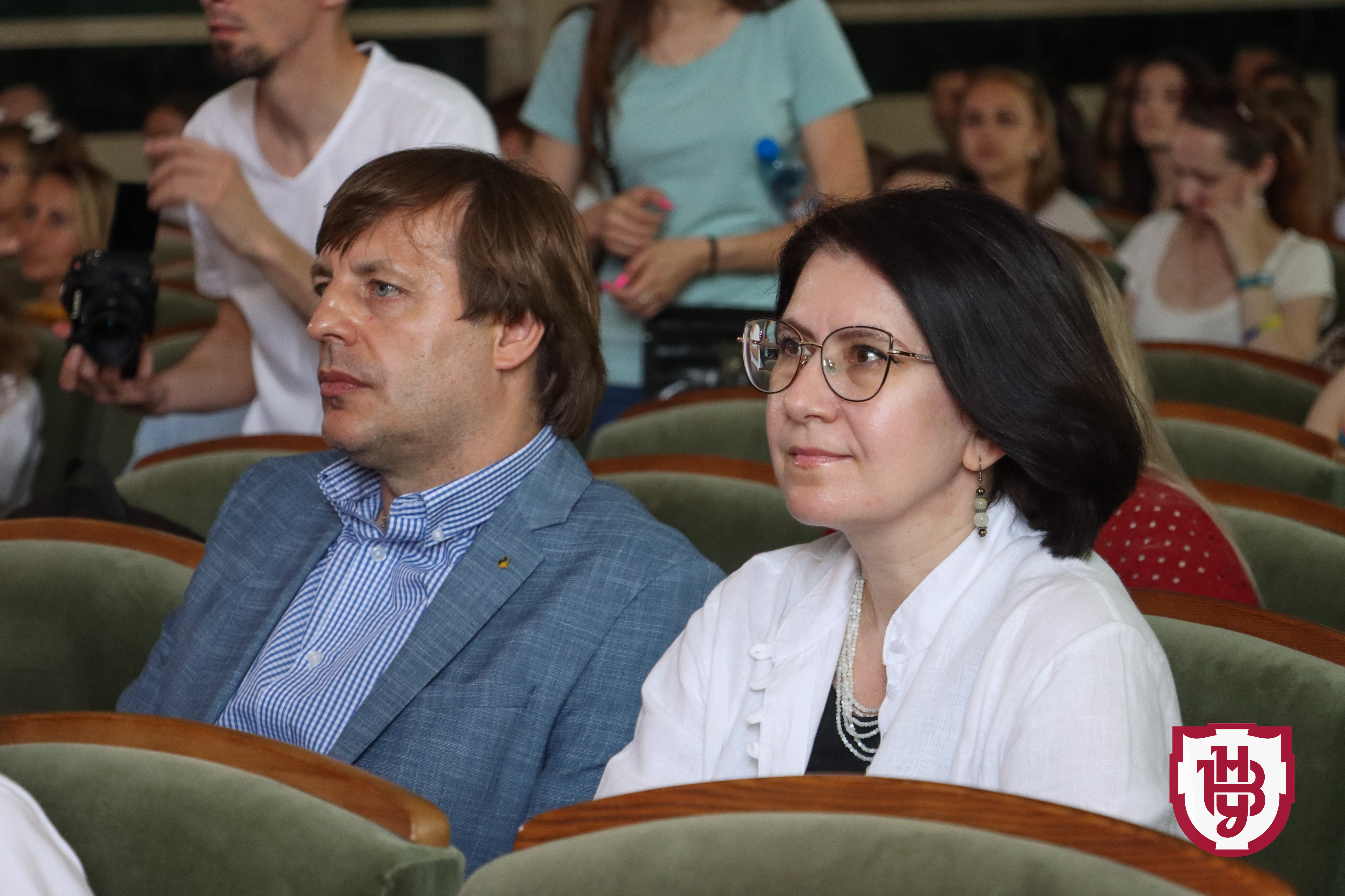 Співоче поле