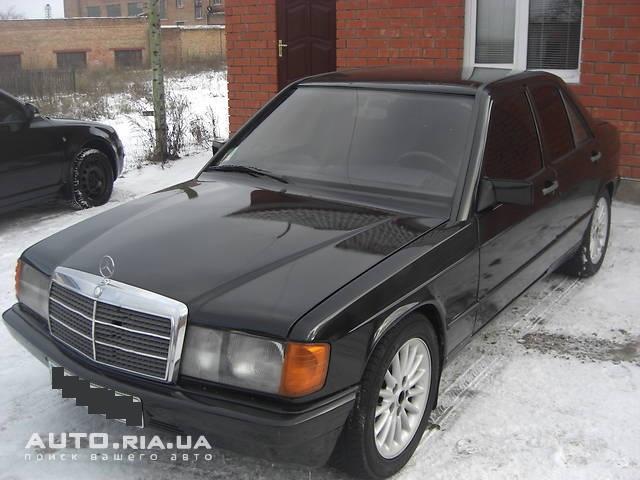 Автомобиль Mercedes-Benz 190, 1984 г.