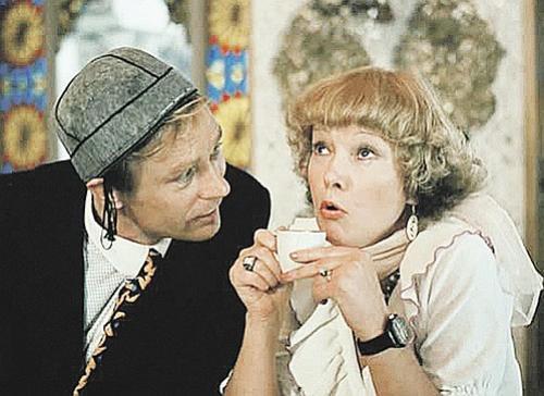 Фильм "Любовь и голуби" (1984)