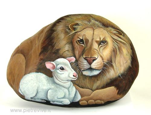 Рисунки на камнях