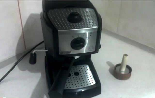 Кофеварка Delonghi EC 155