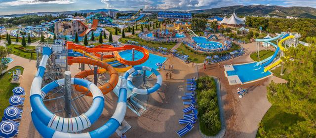 Аквапарк "Золотая бухта", Геледжик