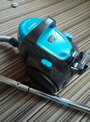 Пылесос Bosch BGS05A220