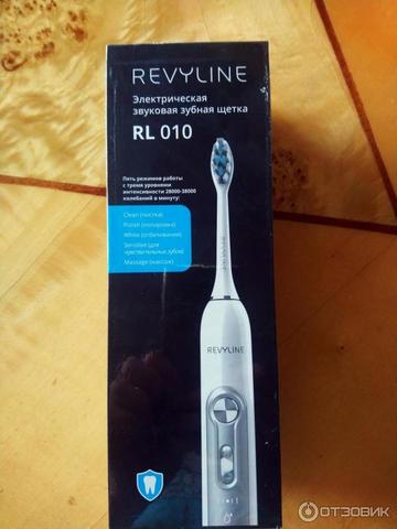 Звуковая зубная щетка Revyline RL 010
