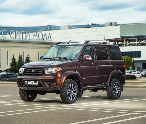 Автомобиль УАЗ Патриот, 2016 г.