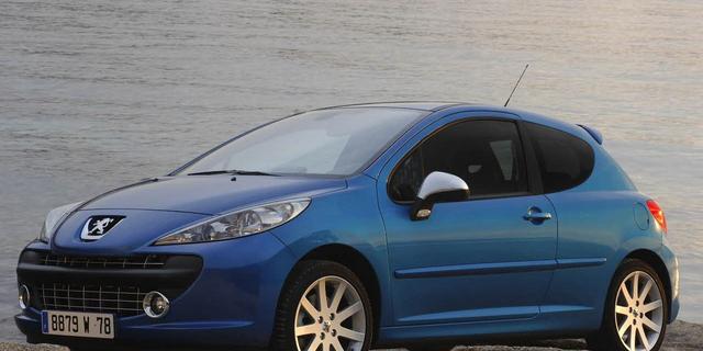 Автомобиль Peugeot 207, 2008 г.