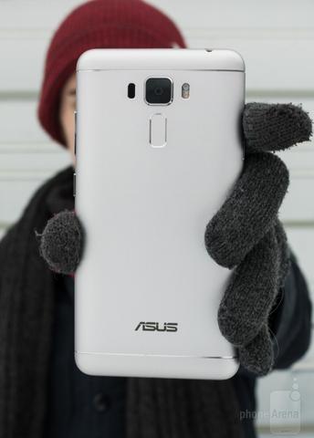 Телефон ASUS Zenfone 007