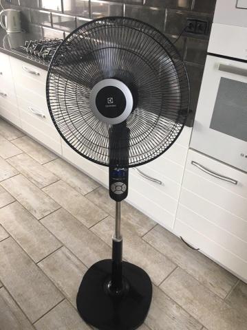 Вентилятор Electrolux EFF-1004i