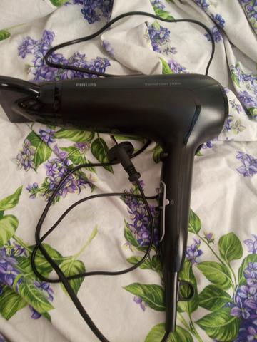 Фен Philips BHD169