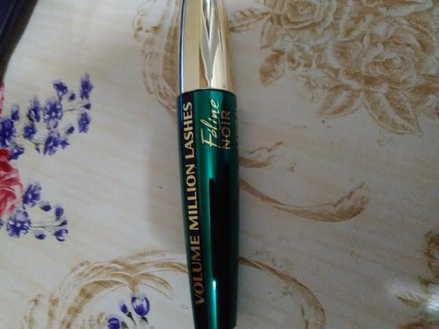 Туш volume million lashes лареаль