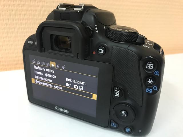 Фотоаппарат Canon EOS 100D