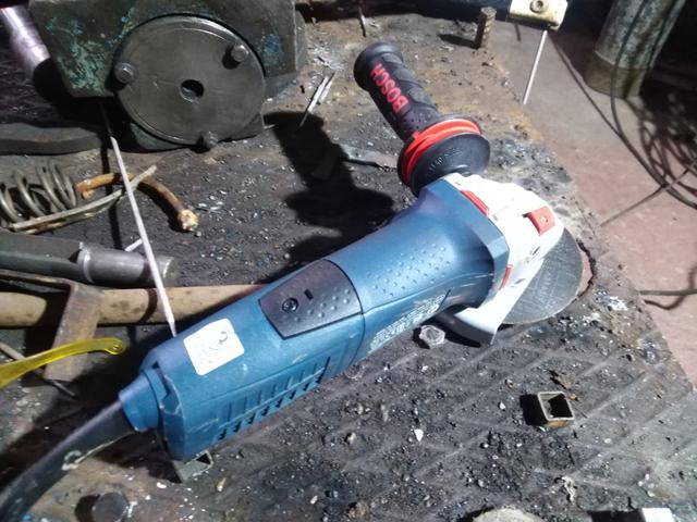 Шлифовальная машина Bosch GWS 13-125 CIE