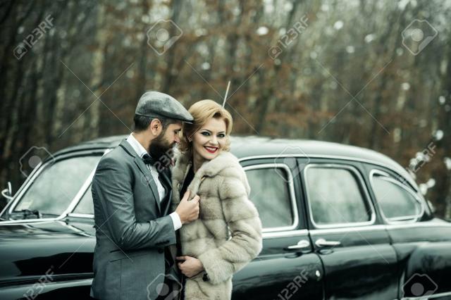 Retro Car Date