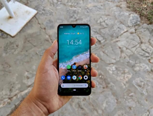 Телефон Xiaomi Смартфон Xiaomi Mi A3