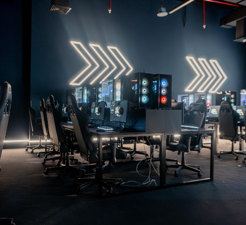 Игровой клуб "Cybercorner"