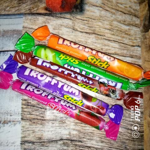 Жевательные конфеты палочки "TROFFYUM"