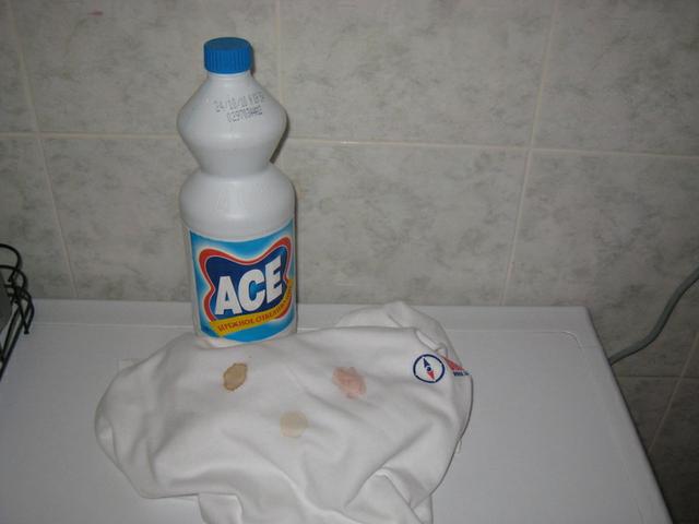 Жидкий отбеливатель
