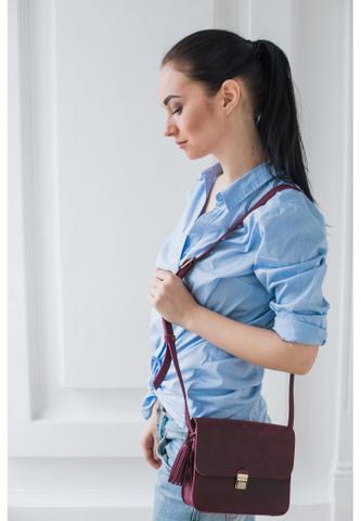 Стильный аксессуар на выход