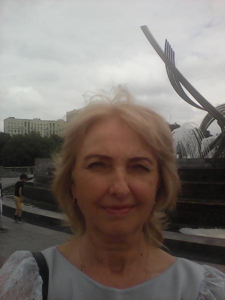 Помогают справиться с болью.