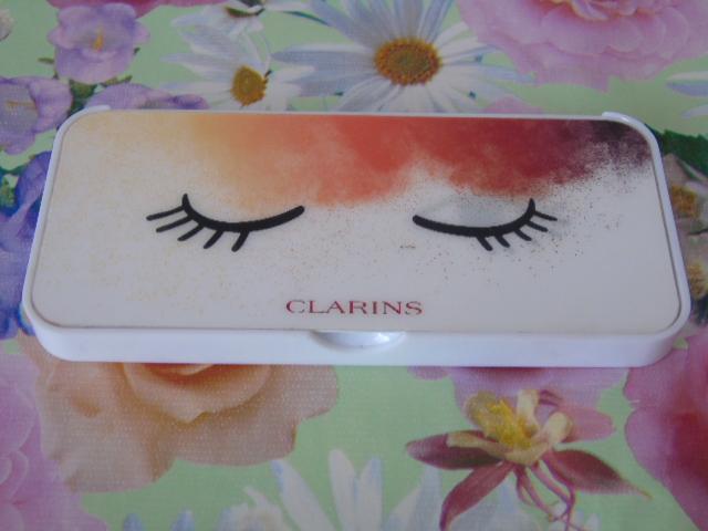 Тени для глаз и бровей Ready In A Flash от Clarins.