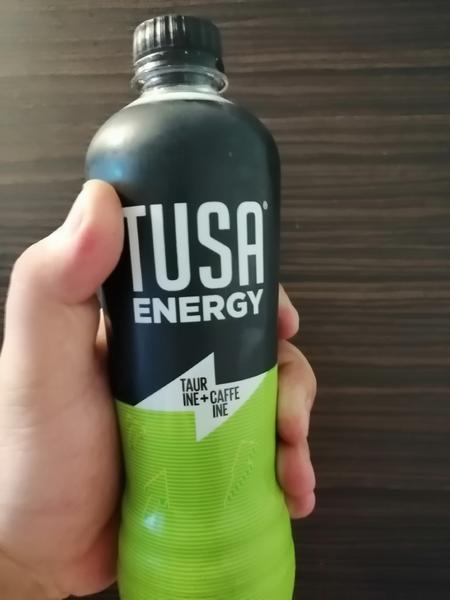 Пью, когда надо взбодриться.