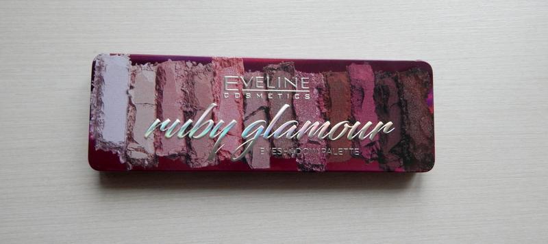 Палетка теней для век Ruby Glamour от Эвелин с теплыми тонам