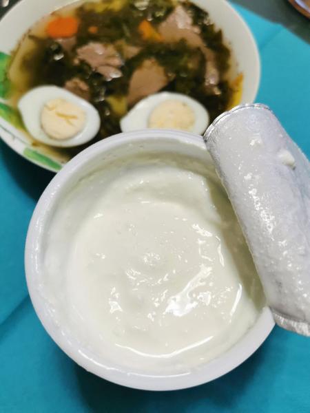 Натуральная сметана с нежным сливочным вкусом. Рекомендую!