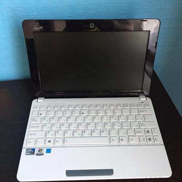 ASUS Eee PC 1011CX — бюджетный ноутбук с длительным временем