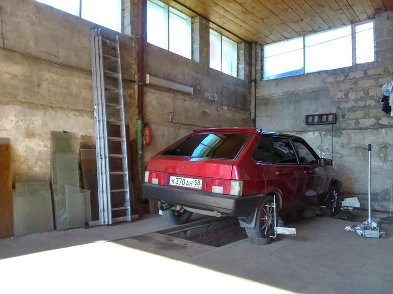 Шикарный автомобиль для того чтобы полностью освоить езду на