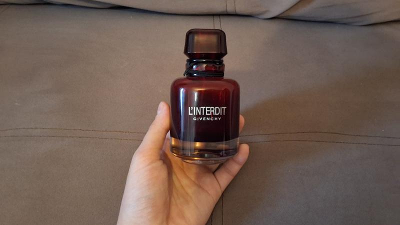 Духи для деловой и элегантной женщины от Givenchy🤩