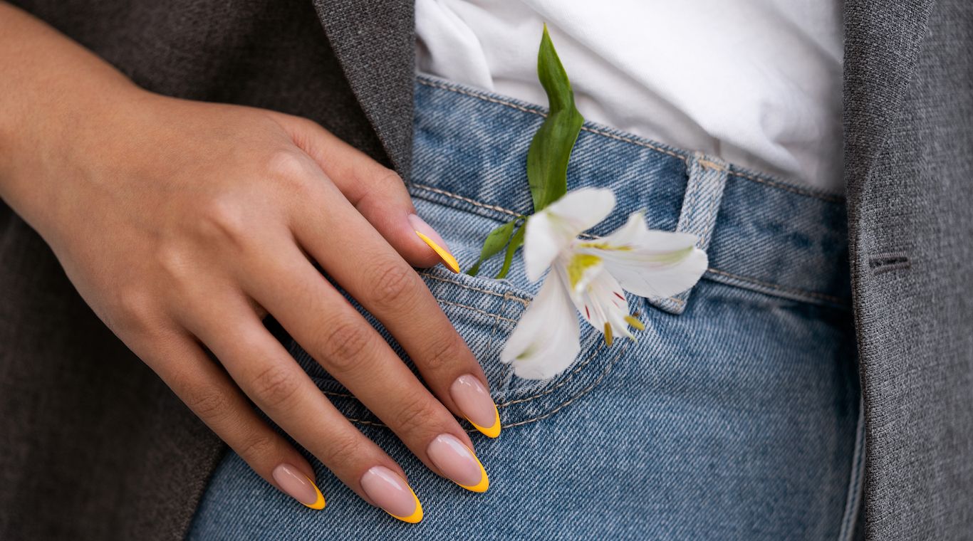 Coloured French Tip Nails vs. Classic French