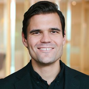 Alex Tapscott
