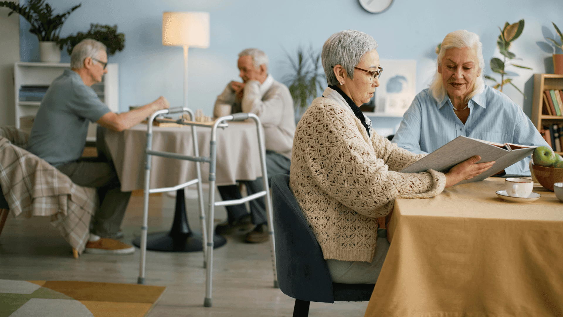 Factors to Consider Before Moving Into Assisted Living Facilities