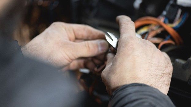 Finding Reliable Electricians in London What Property Owners Should Know (2).jpeg