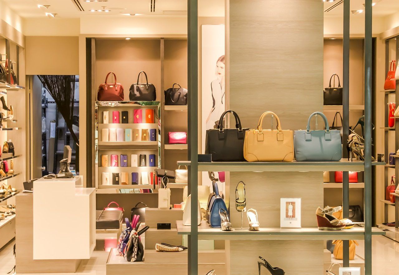 How Fashion Companies Can Utilize SMS Technologies to Advance Their Business