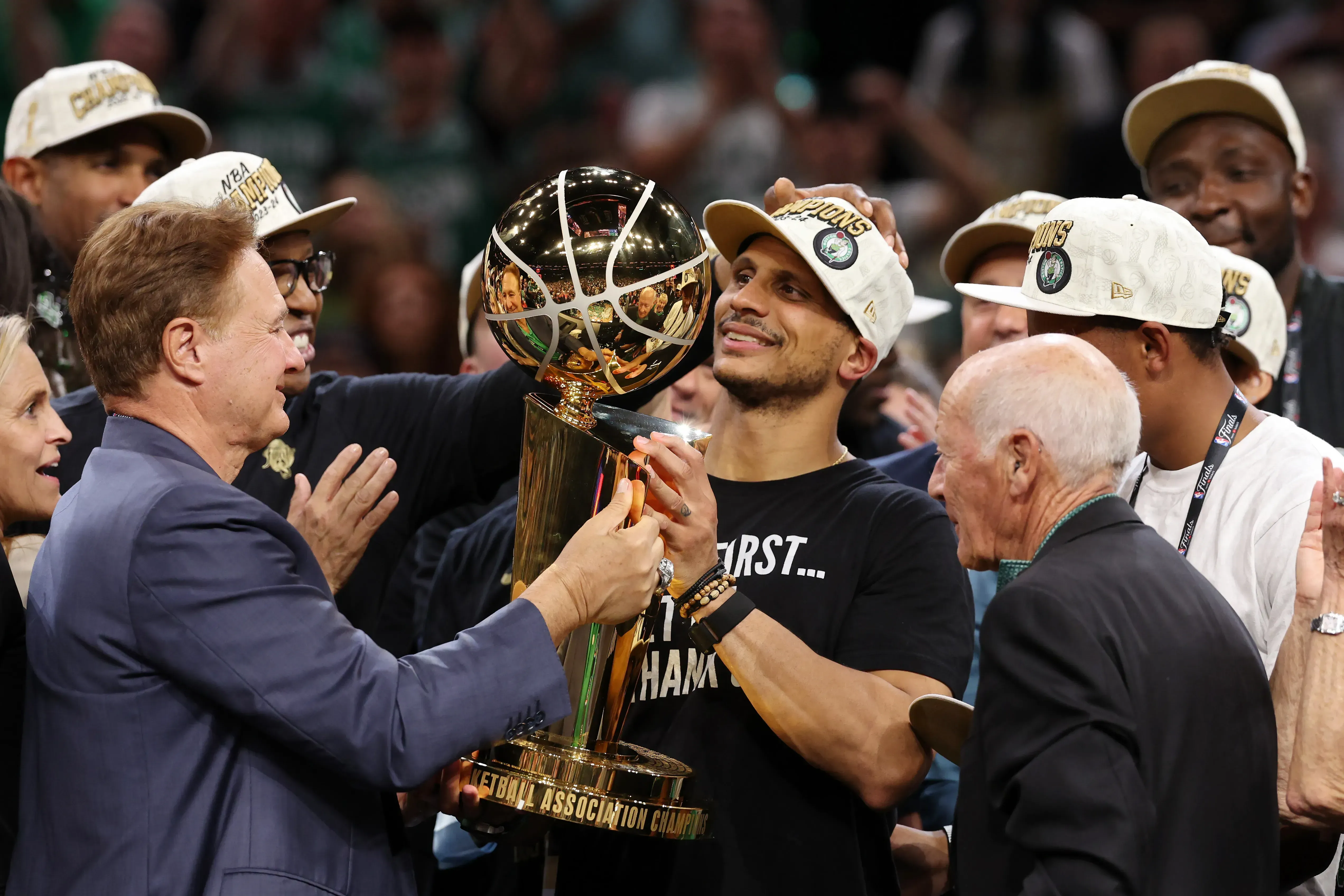 Boston Celtics Renew Joe Mazzulla’s Contract Amid Glorious Campaign