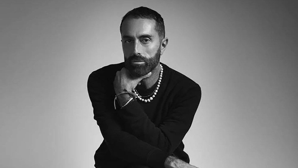Giambattista Valli To Be Named An Officer Of The Order Of Arts And Letters 