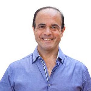 Dr Konstantin Pavlidis