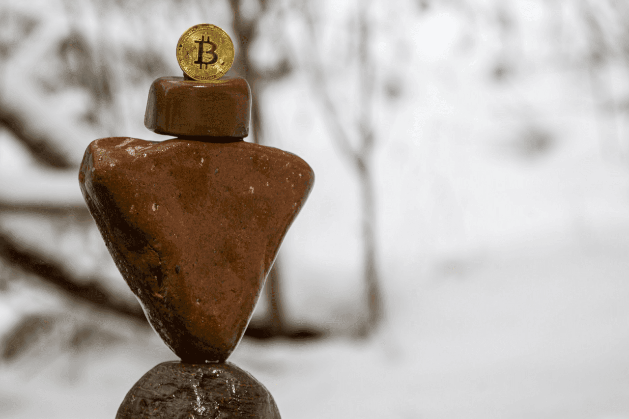 As opposed to the highly fluctuating nature of cryptocurrencies, stablecoins are in general equanimous, when it comes to market value