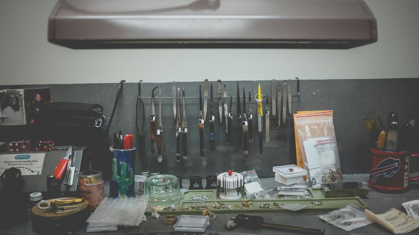 flat lay photography of kitchen utensil