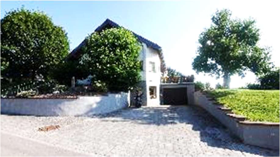 Außenansicht vorne — Einfamilienhaus in Blankenheim - Uedelhoven, In den Eichen 16
