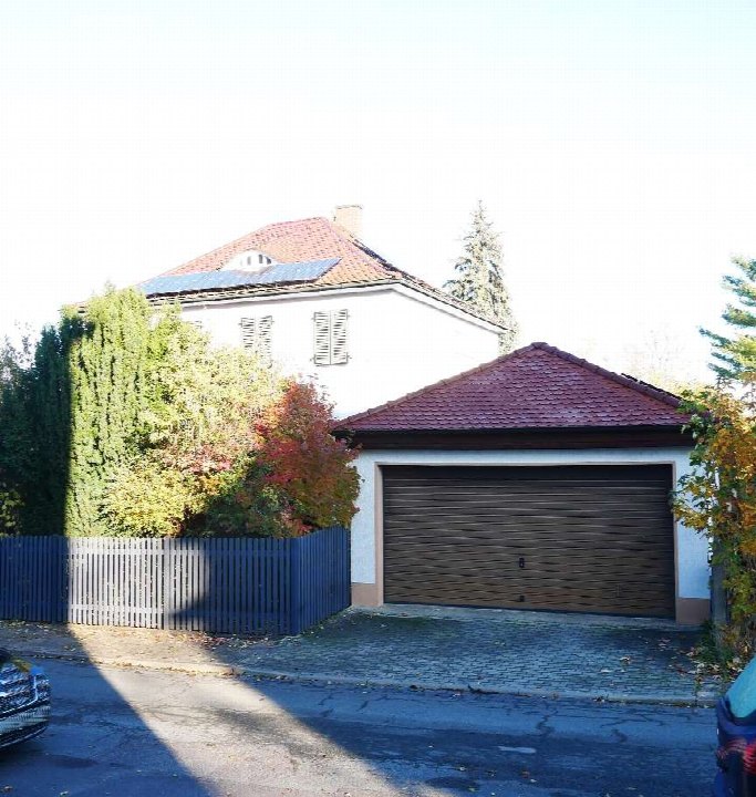 Garage/Stellplatz — Einfamilienhaus in Apolda, Warschauer Straße 1 a