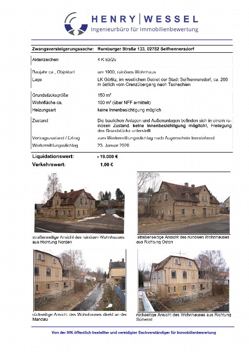 Dokumentenseite einer Zwangsversteigerung für ein ruiniertes Wohnhaus in Seifhennersdorf, Rumburger Straße 133, mit vier Ansichtsfotos des Gebäudes aus verschiedenen Richtungen