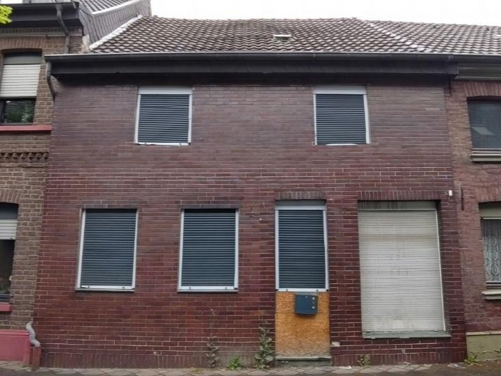 Außenansicht vorne — Einfamilienhaus in KREFELD, HÜCKELSMAYSTRASSE 247