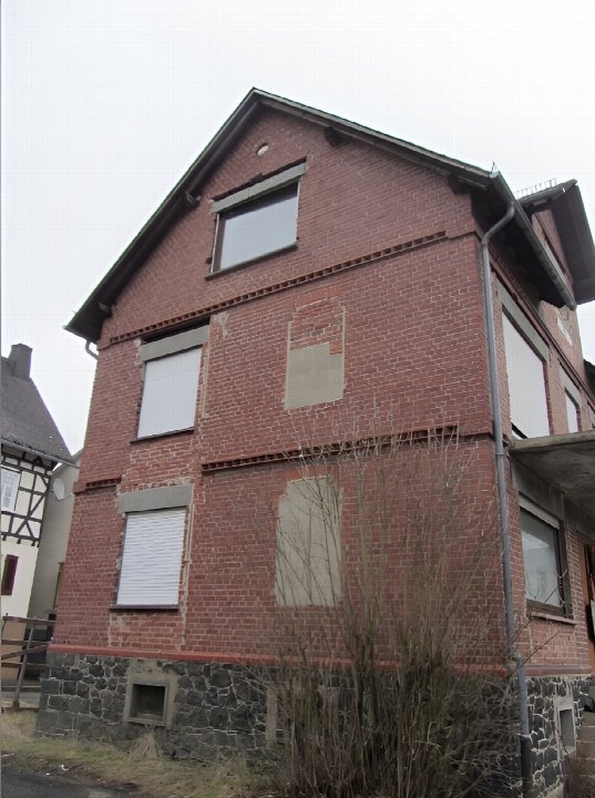 Seitenansicht — Einfamilienhaus in Frankfurt am Main, Hamburger Allee 26-28