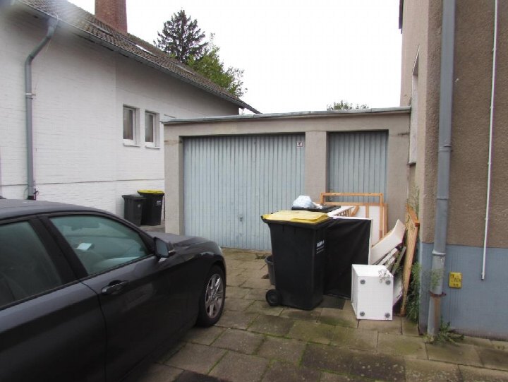 Garage/Stellplatz — Doppelhaushälfte in Bergheim, Dieselstraße 4