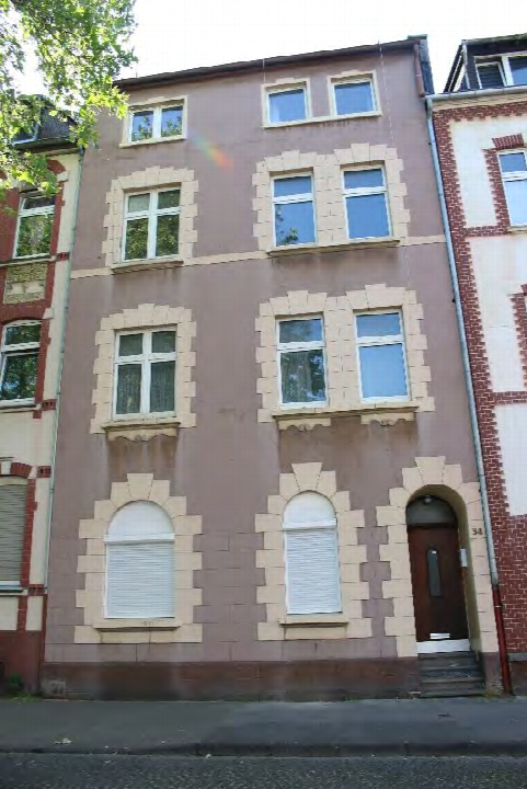 Außenansicht vorne — Mehrfamilienhaus in Gelsenkirchen, Sellhorststraße 34